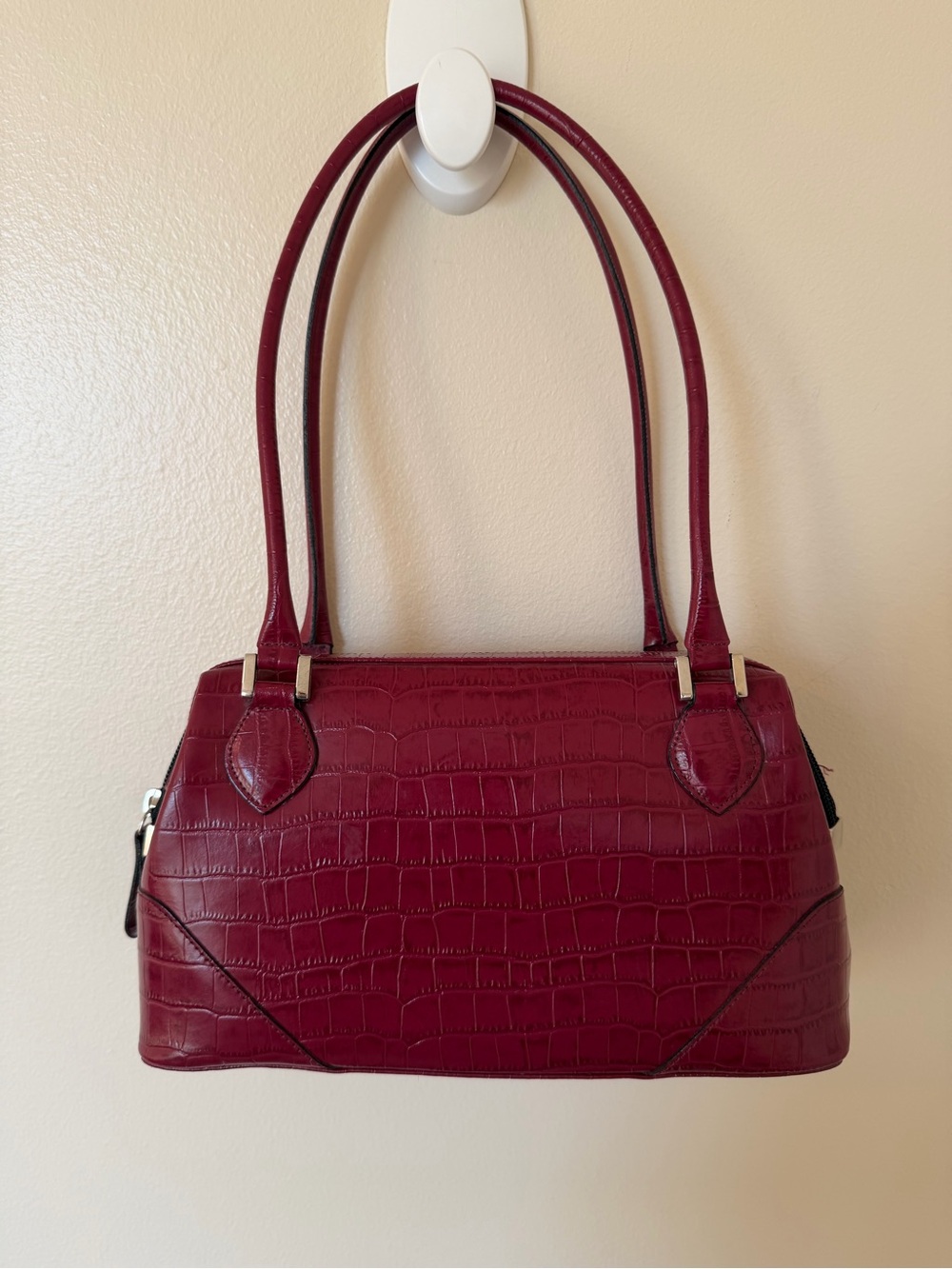 JACOBSON’S Vintage Red Vegan Leather Croc Embossed Handbag